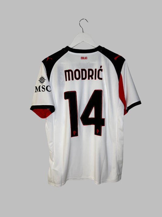 AC Milan 2025/2026 away kit (L)