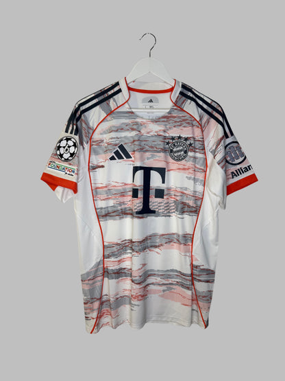 FC Bayern München 2025/2026 away kit UCL (L)