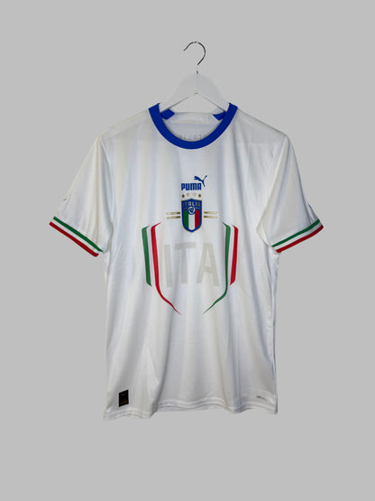 Italy 2022/2023 away kit (M)