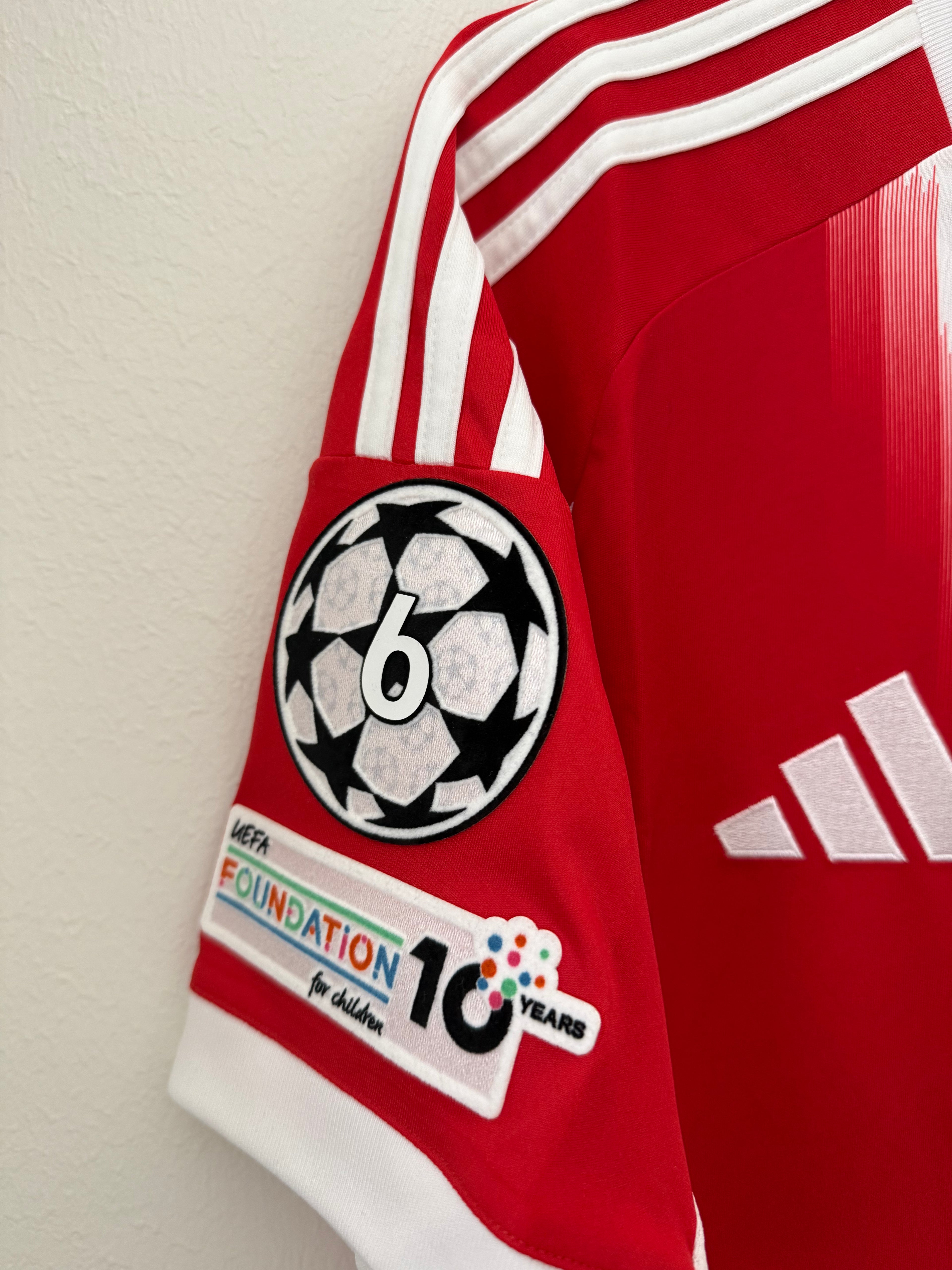 Bayern München 2025/2026 away kit UCL