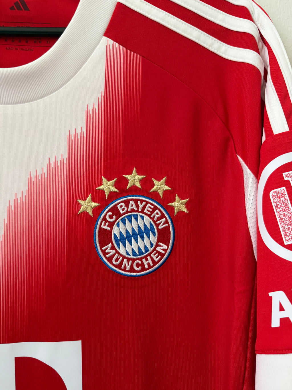 Bayern München 2025/2026 away kit UCL